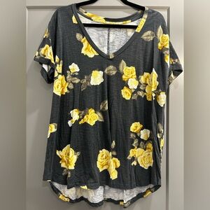 Maurices, Short Sleeve V-Neck, Floral, Women’s, 1X